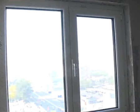 孝義鵬飛總部渦輪硬質(zhì)快速門(mén)