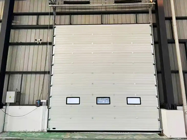 工業(yè)提升門